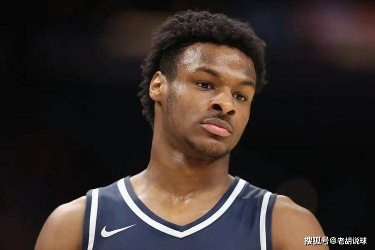 去玫瑰汽车旅馆