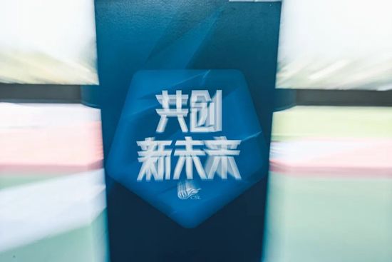 在教室伦流澡到高潮hnp视频