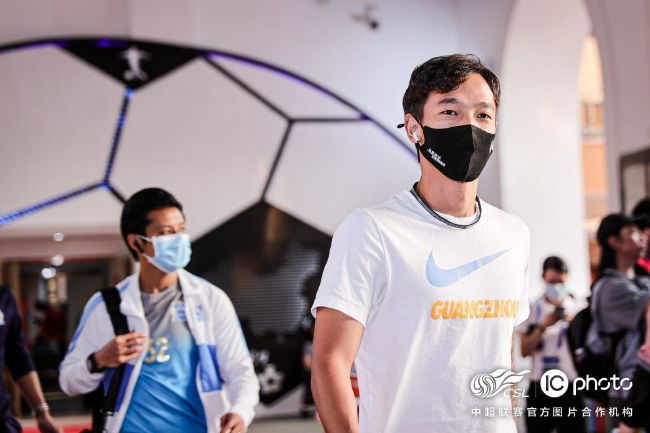 灯塔下的情人